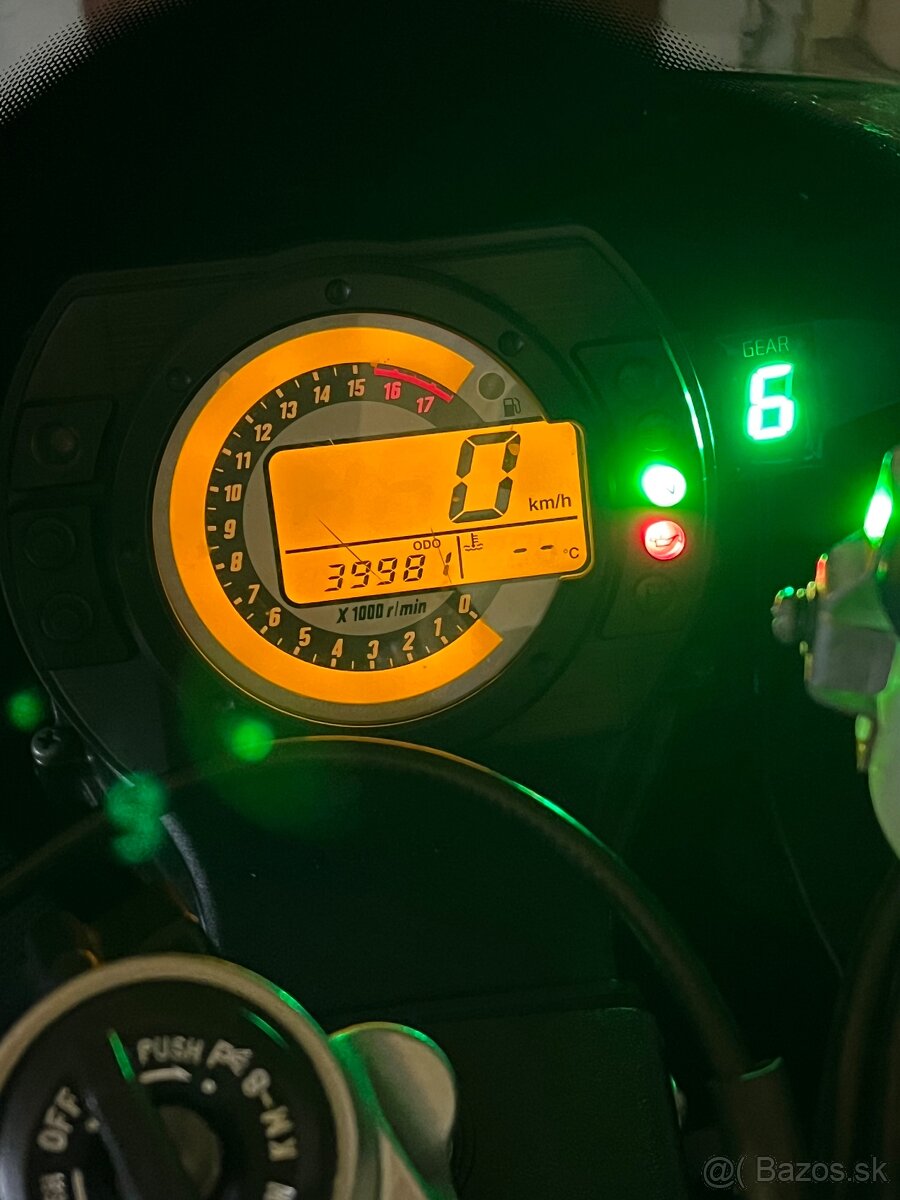 Kawasaki zx6r - 4