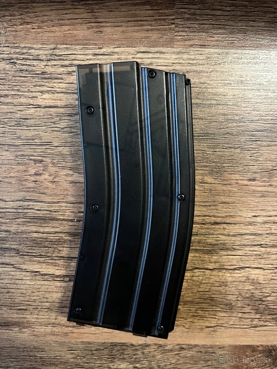 Airsoftová puška AR15 - 4