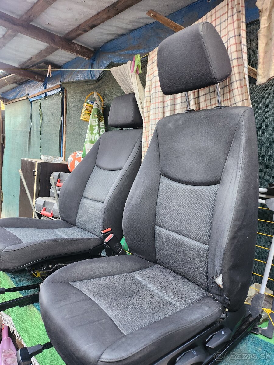 Predám sedačky - 4