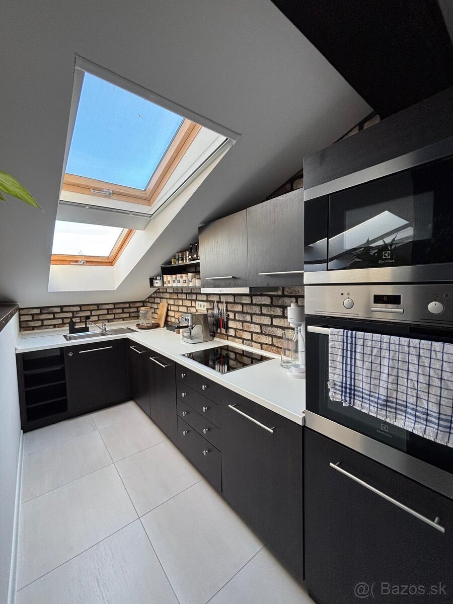 Velkometrážny slnečný byt na predaj - 4