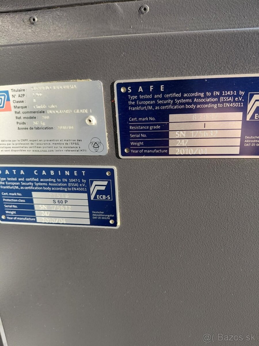 Trezor Chubbsafes - 4