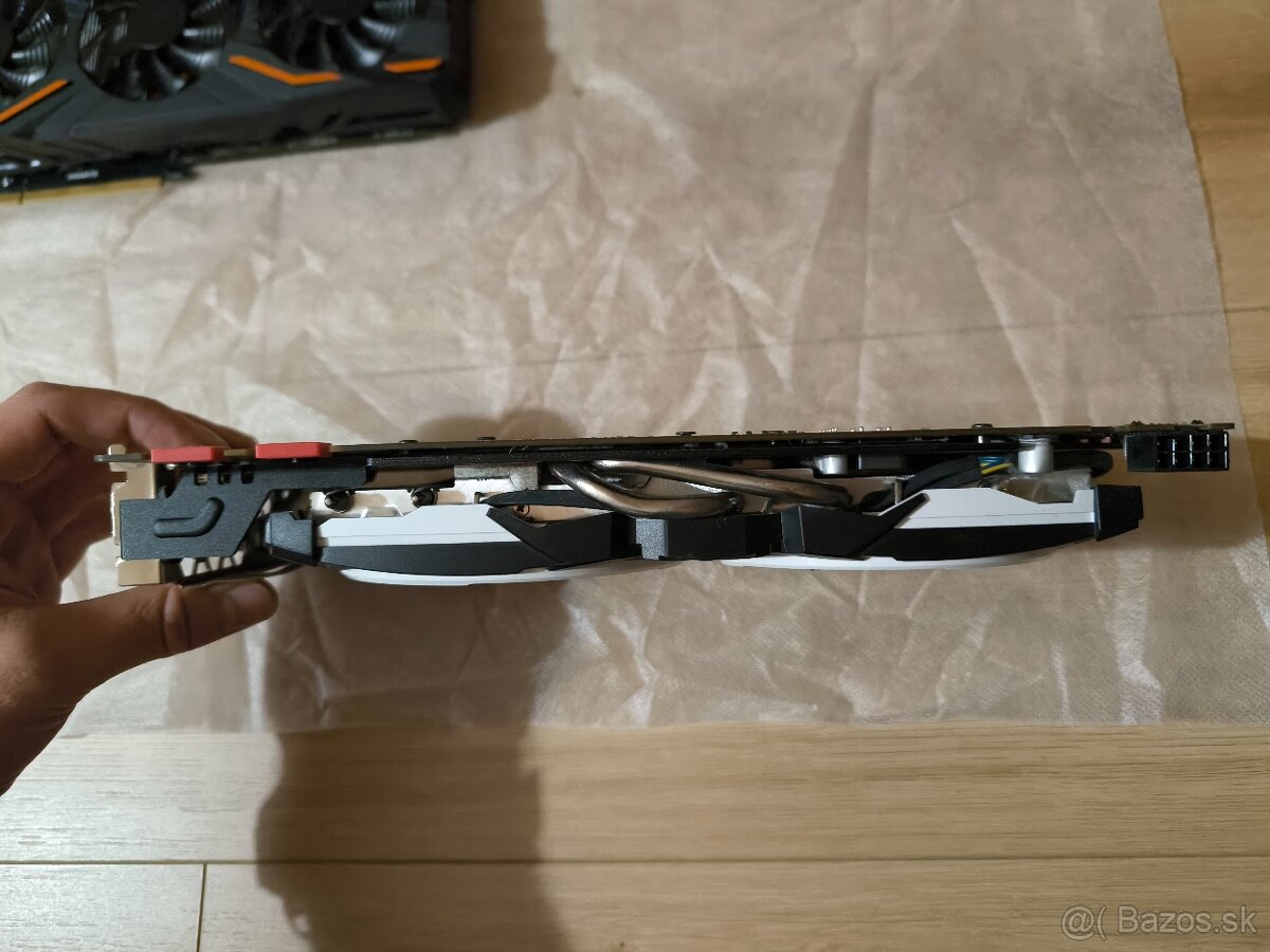 MSI Armor Geforce GTX 1070 - 4