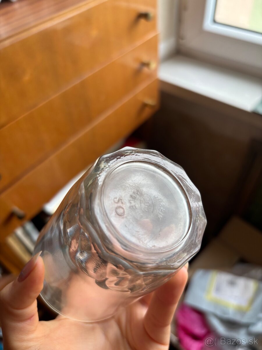 Sklenene pohare rozne - 4