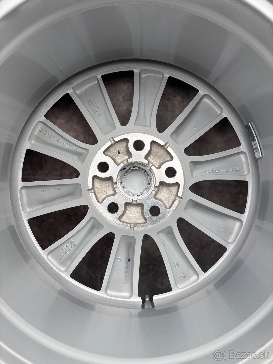 Originální Alu kola Tesla Model S 245/45/19 nepoužité - 4