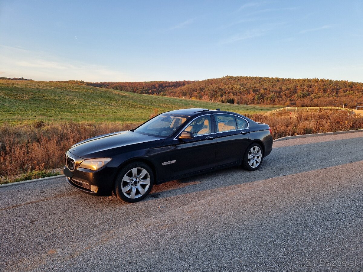 F01 BMW 730D - 4