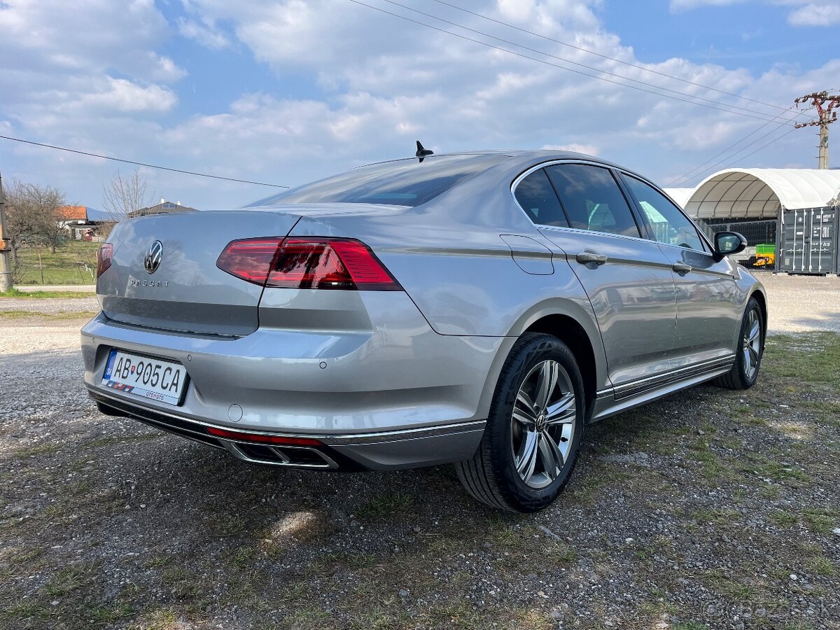 Volkswagen Passat 1.5 TSI Elegance DSG R-line - 4