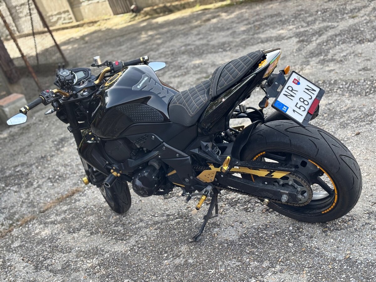 Kawasaki Z750 - 4