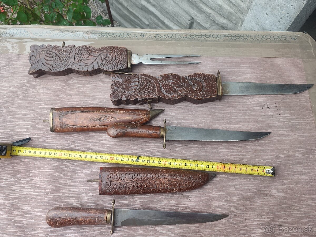 Nože stredný 30€ ostatné 25€ kus - 4