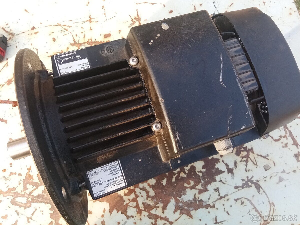 Elektromotor 2,2kW , 1450ot. prírubový - 4
