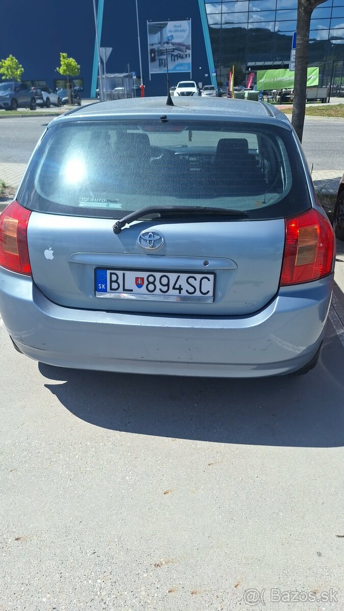 Predám vozidlo Toyota Corolla r.v. 2002 - 4