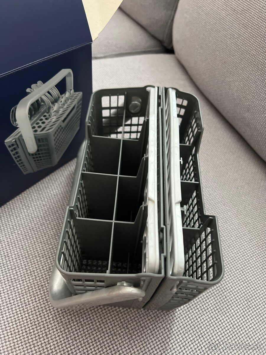 Electrolux cutlery dishes basket - 4