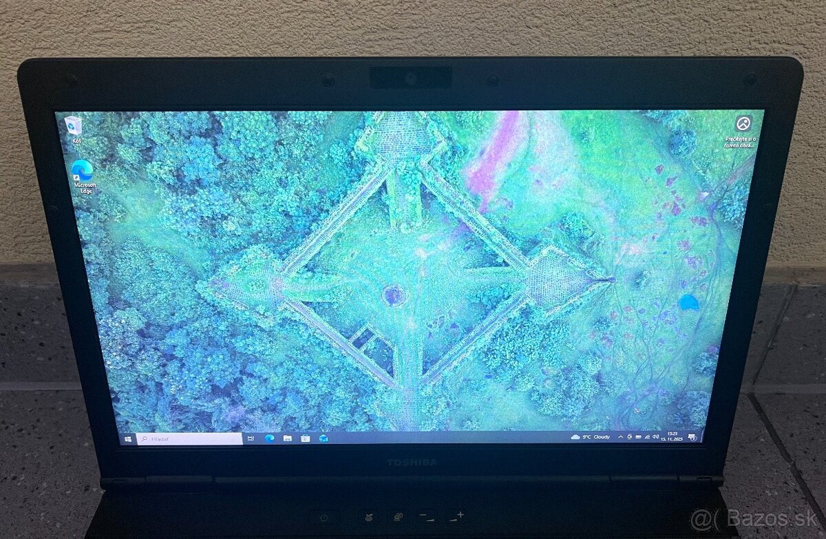 Toshiba Tecra / Intel i5 / 4GB RAM / 128GB SSD / 15.6" - 4