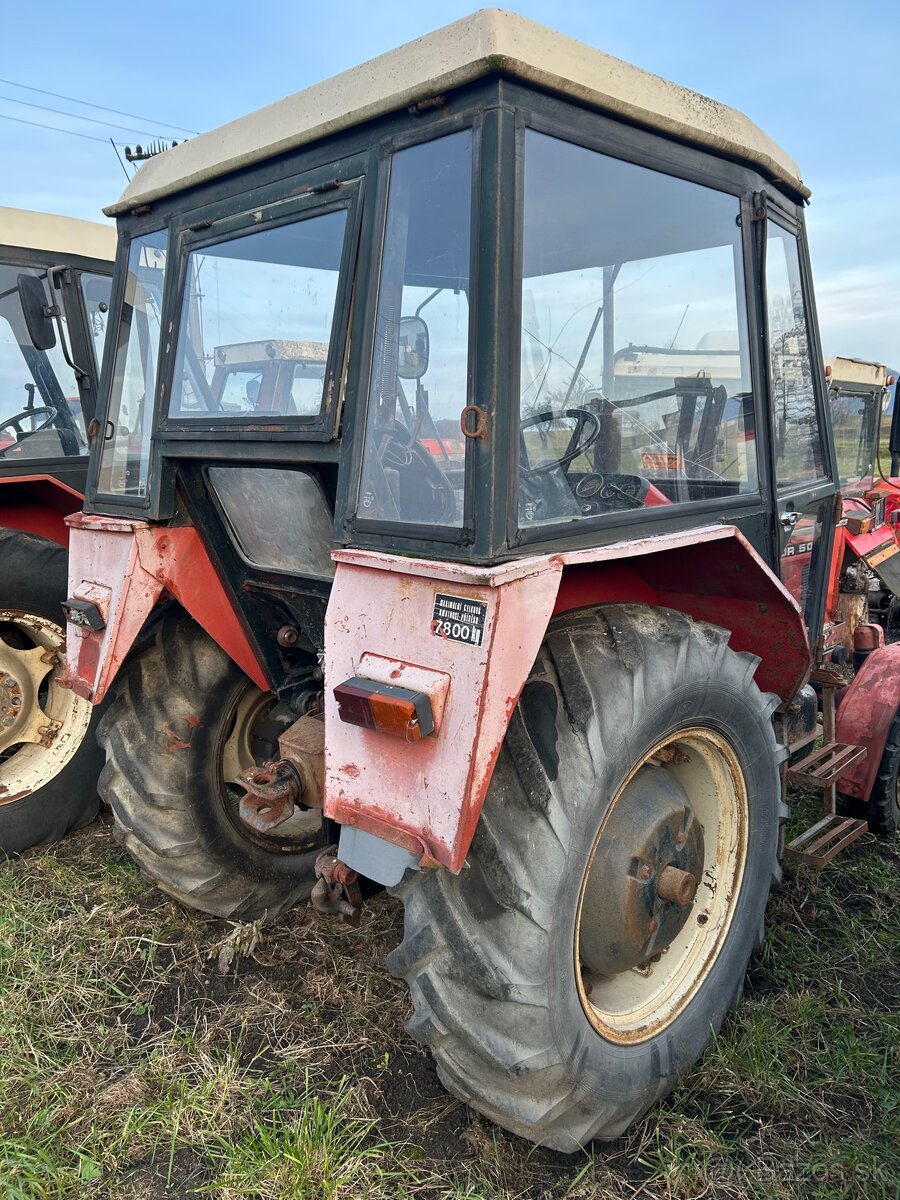 Predam zadnú časť traktora Zetor major 5011 - 4