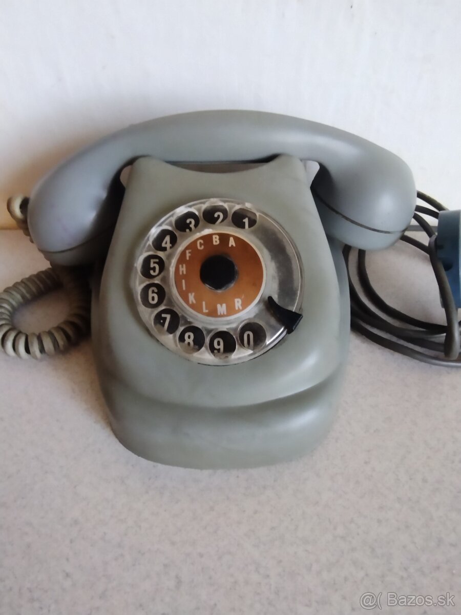 Predám staré telefóny - 4