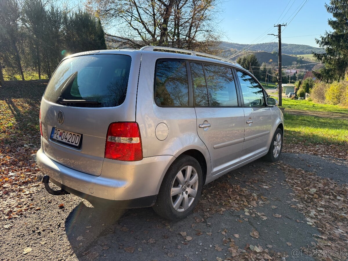 Volkswagen Touran 1.9tdi - 4