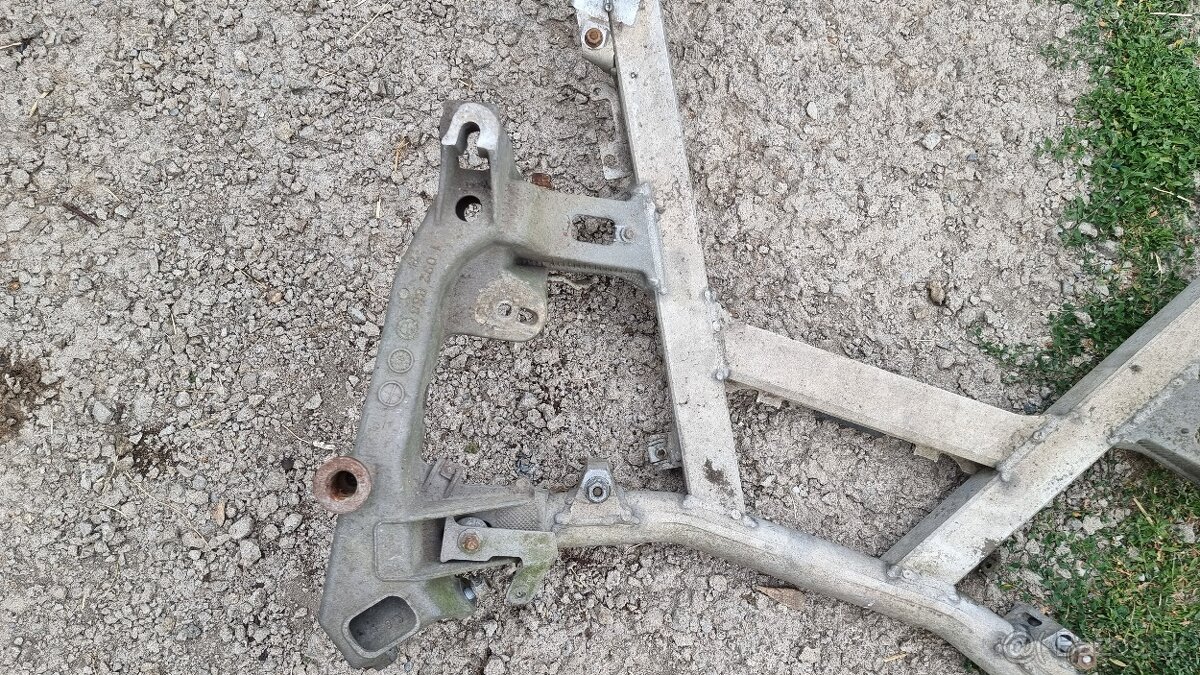 BMW E39 530I predná náprava - 4