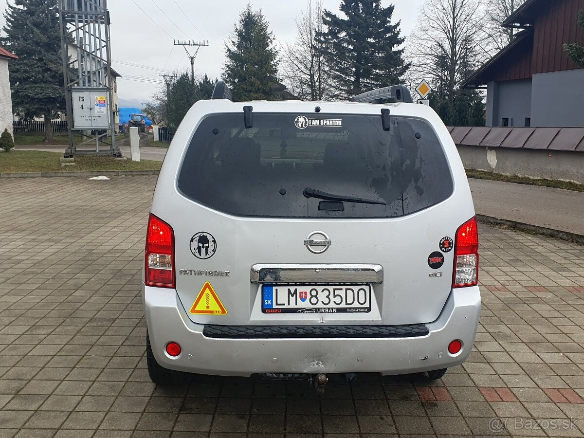 Predam Nissan Pathfinder - 4