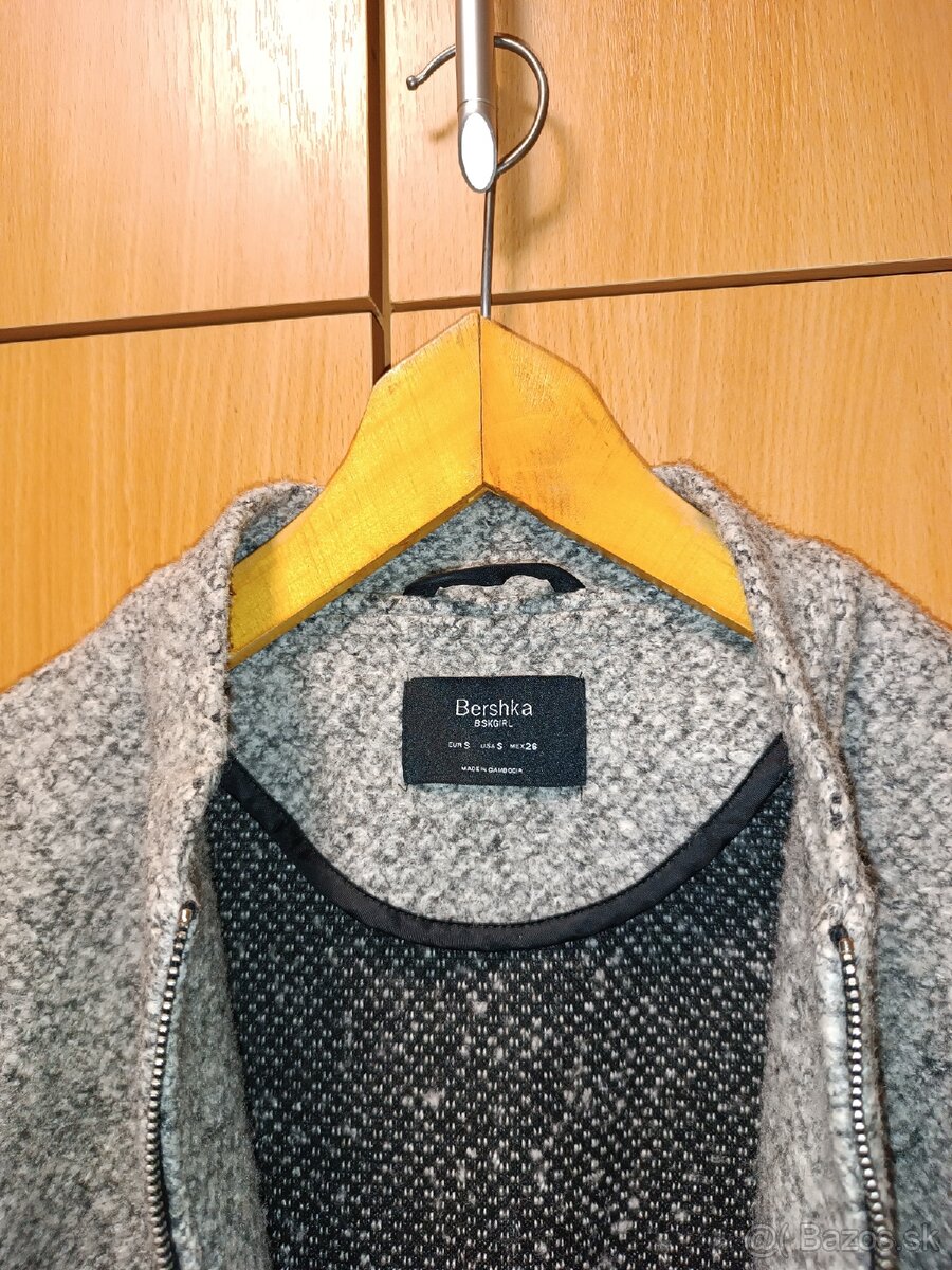 Prechodný kabát BERSHKA - 4