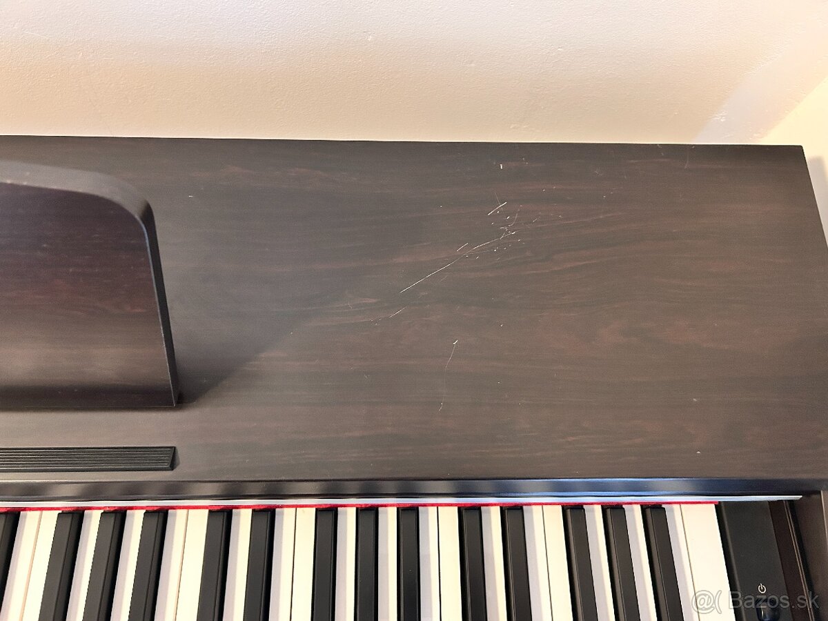 Predám elektrický klavír Yamaha - 4