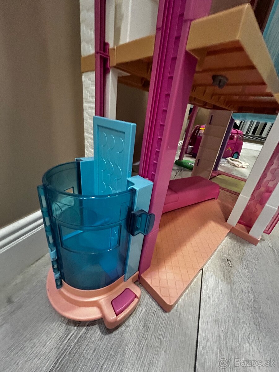 Barbie domcek - 4