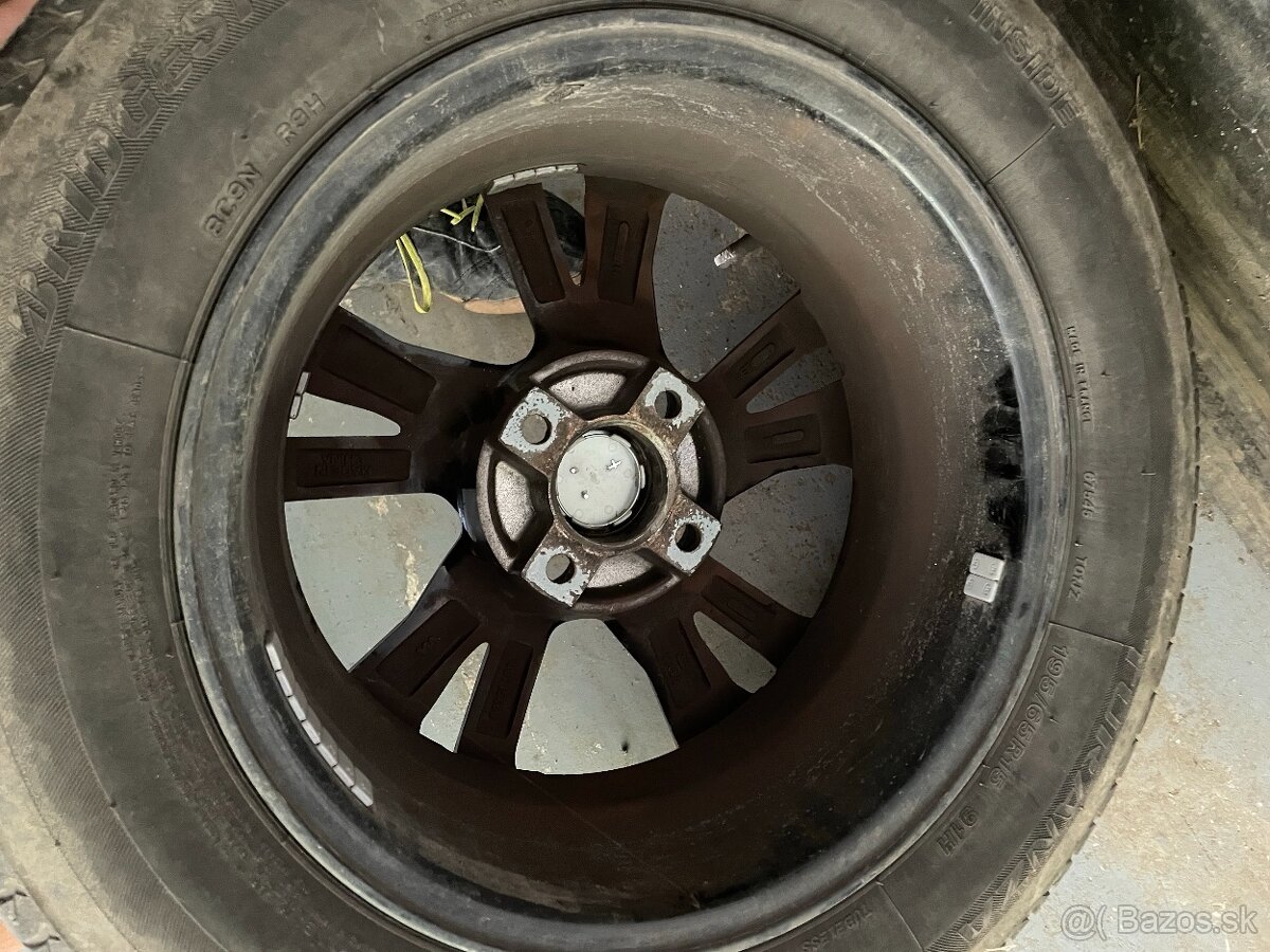 Predám komplet sada letné pneu na diskoch (4ks) - 4