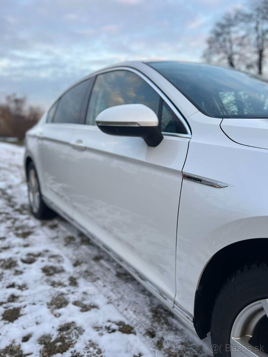 Predám VW Passat 2,0 TDI DSG,4x4 Highline - 4