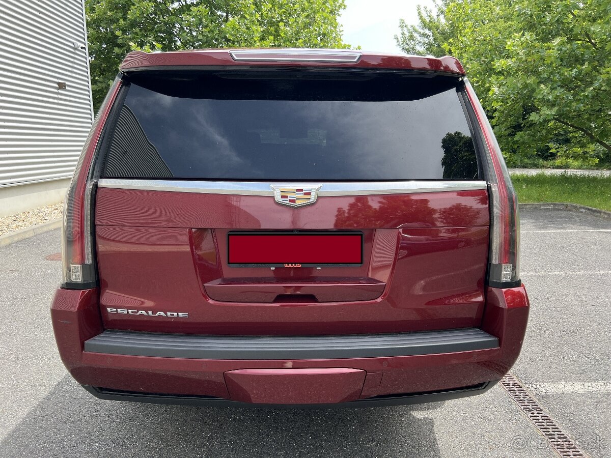 Cadillac Escalade 6.2 V8, ESV dlouhá verze, Platinum výbava