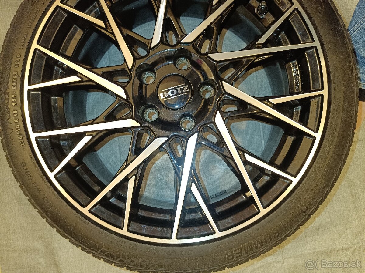 DOTZ - R18 225/40 - 4