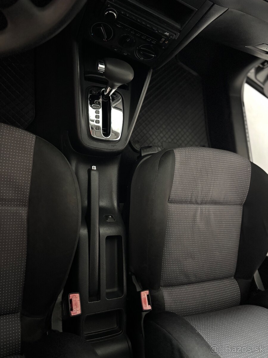 Volkswagen Golf IV - 4