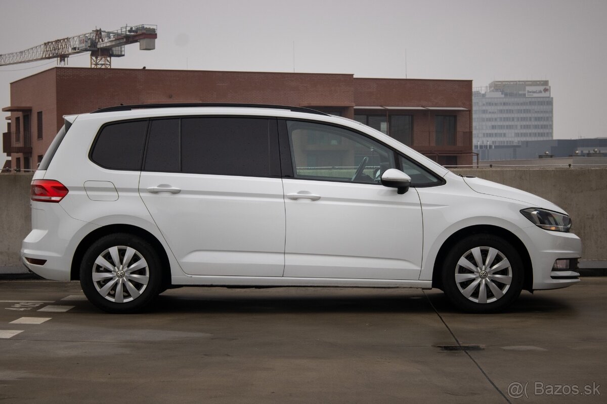 Volkswagen Touran 1.6 TDI DSG - 4