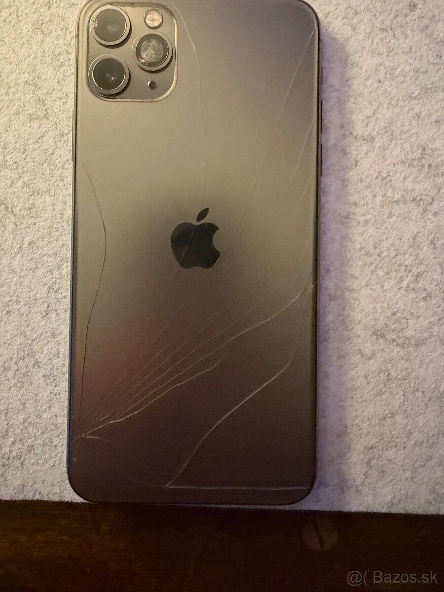 iPhone 11 Pro Max - 4