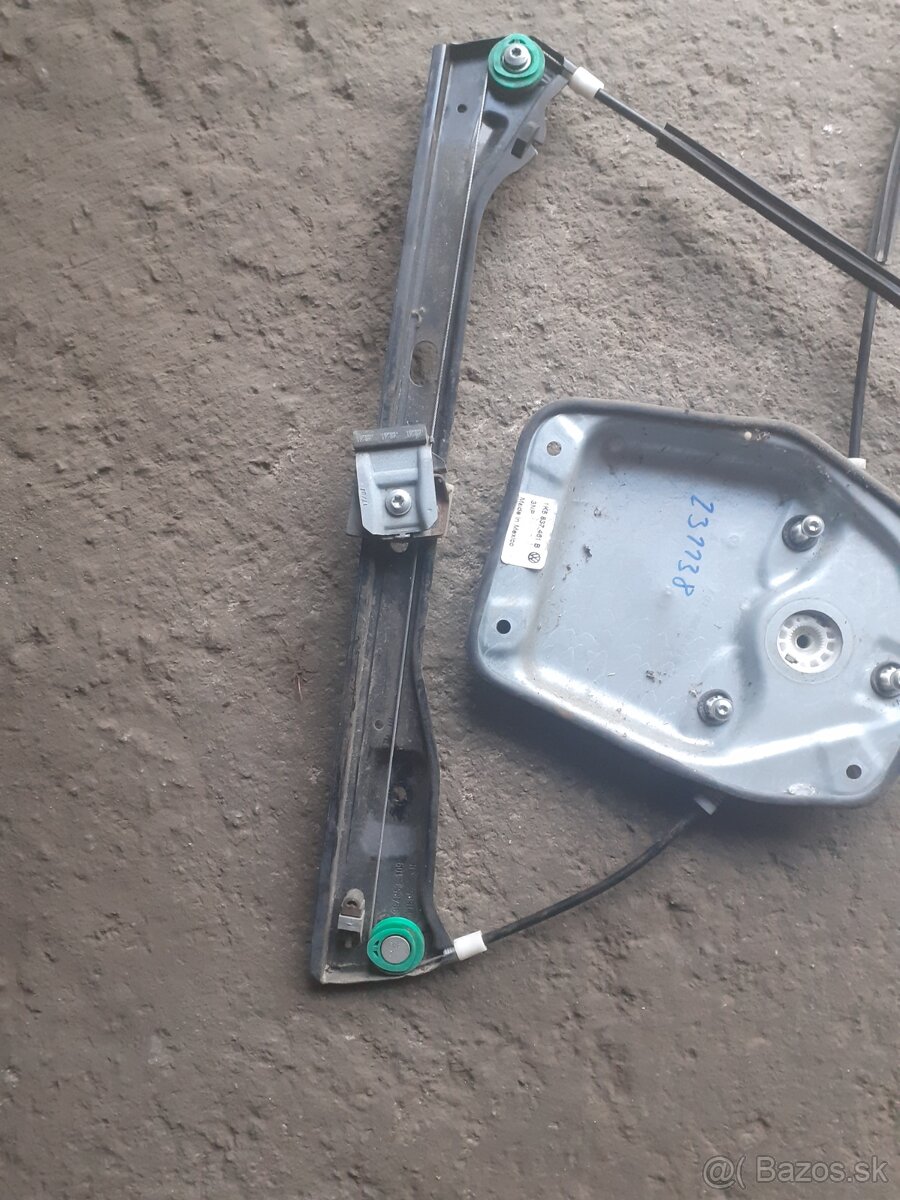 Volkswagen Golf V 1K5837461B - 4