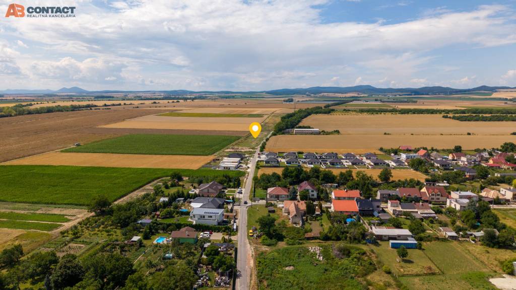 Stavebné pozemky v pokojnej uličke v obci Borovce - 4