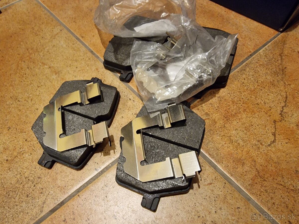 🛑 BMW G21 – zadné brzdové doštičky (nové, nepoužité) - 4