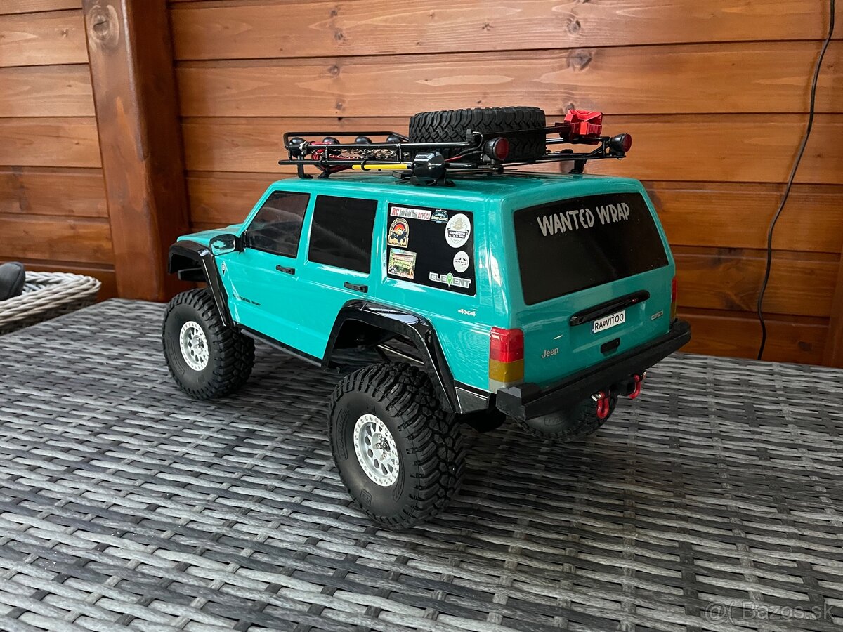 RC Jeep Cherokee - 4