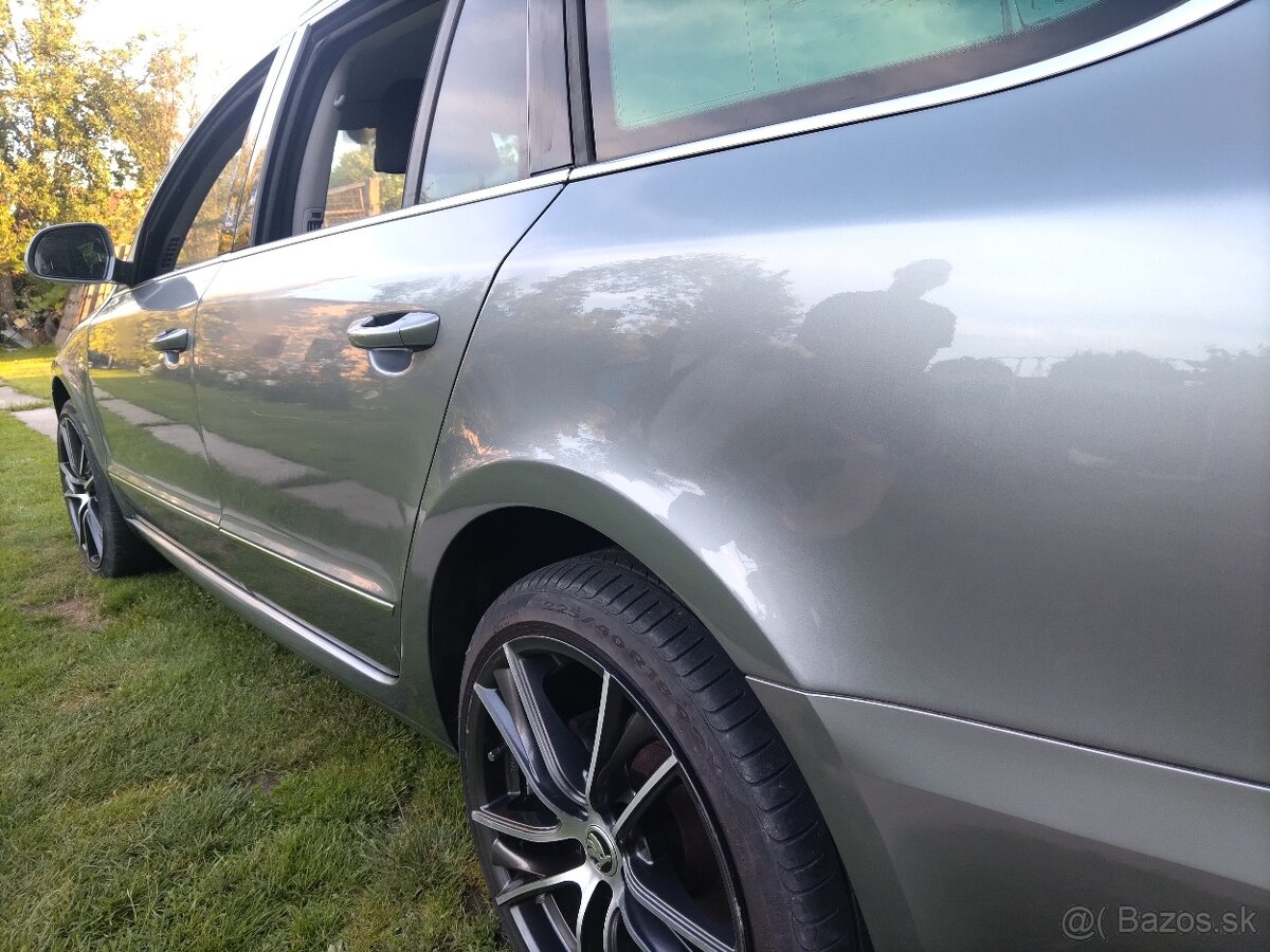 Skoda Superb 2.0 tdi 125kw 4x4 - 4