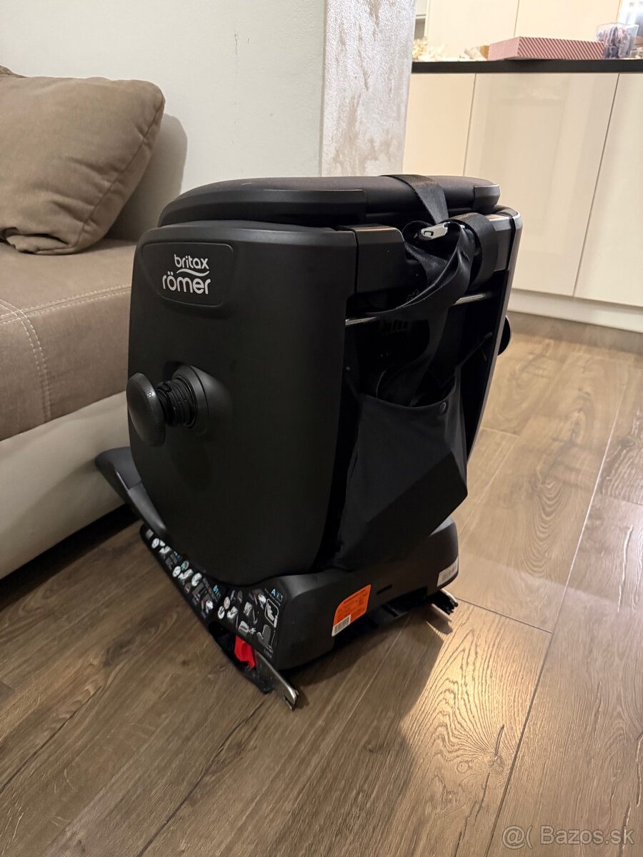 Britax Römer Advansafix i-Size “ grey “ - 4