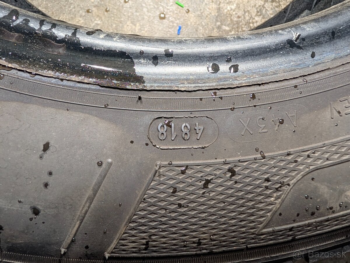 205 65 R 16 C 107/105 T Letné - 4