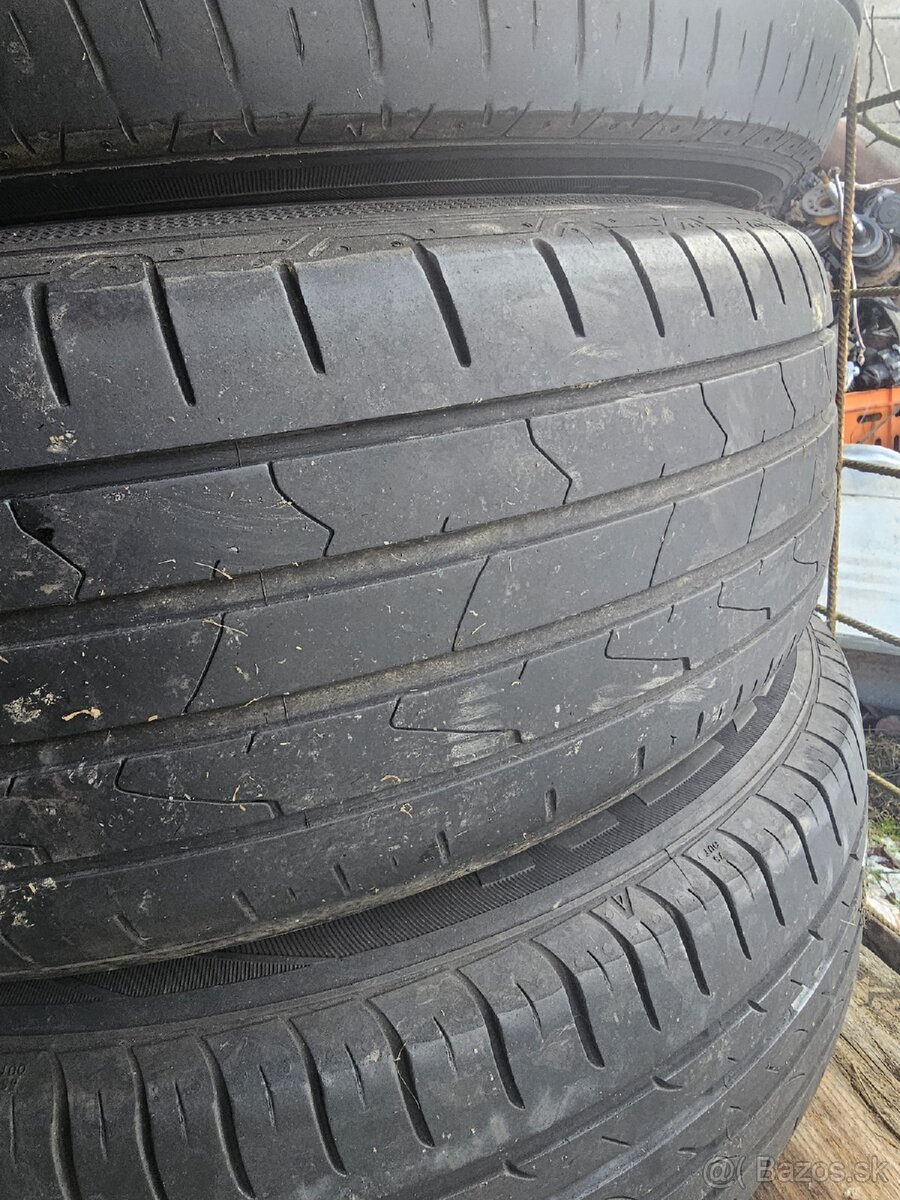 Predam elektrony 195 65 r15 - 4