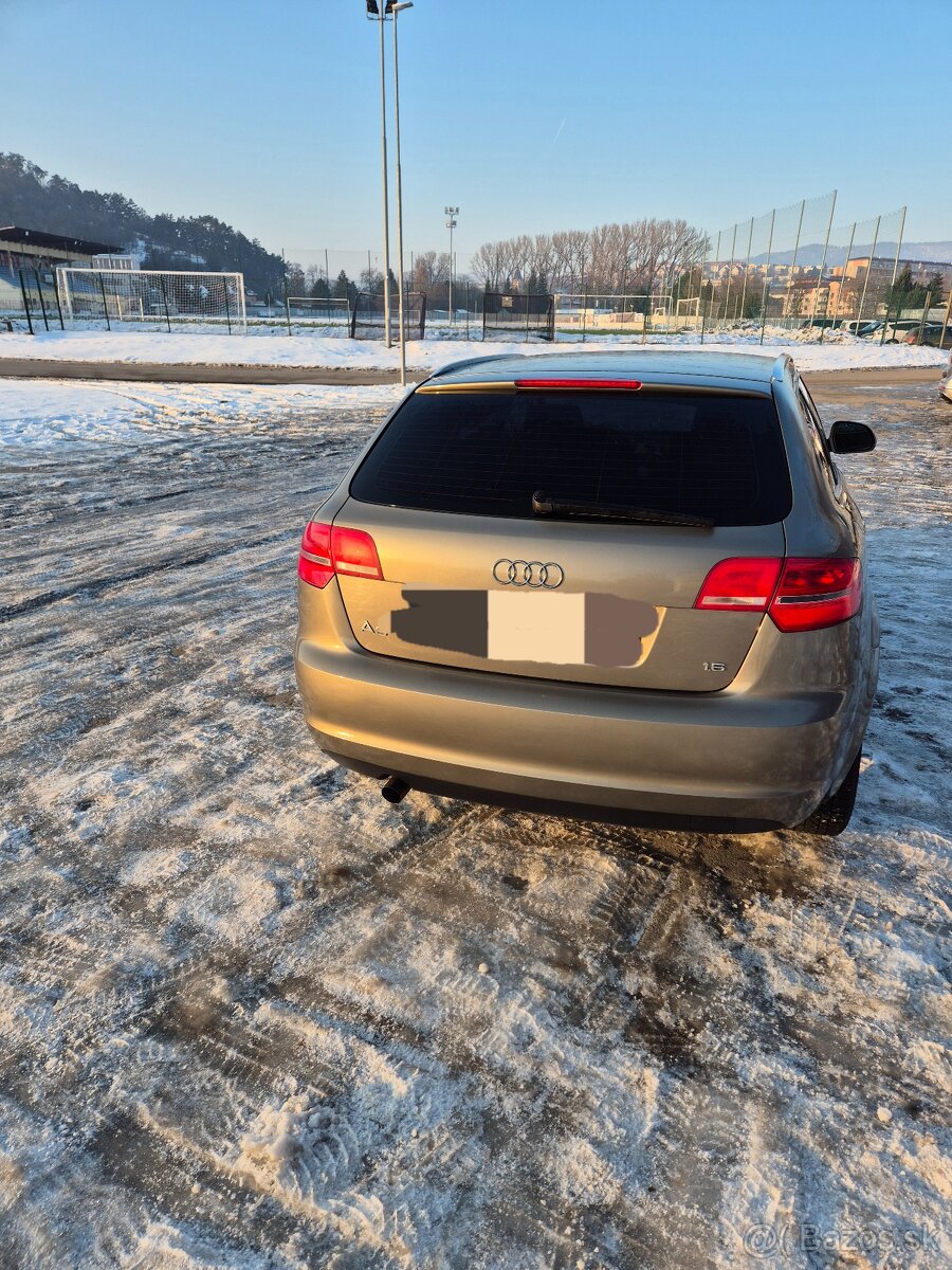 Audi A3 benzín 1.6 - 4