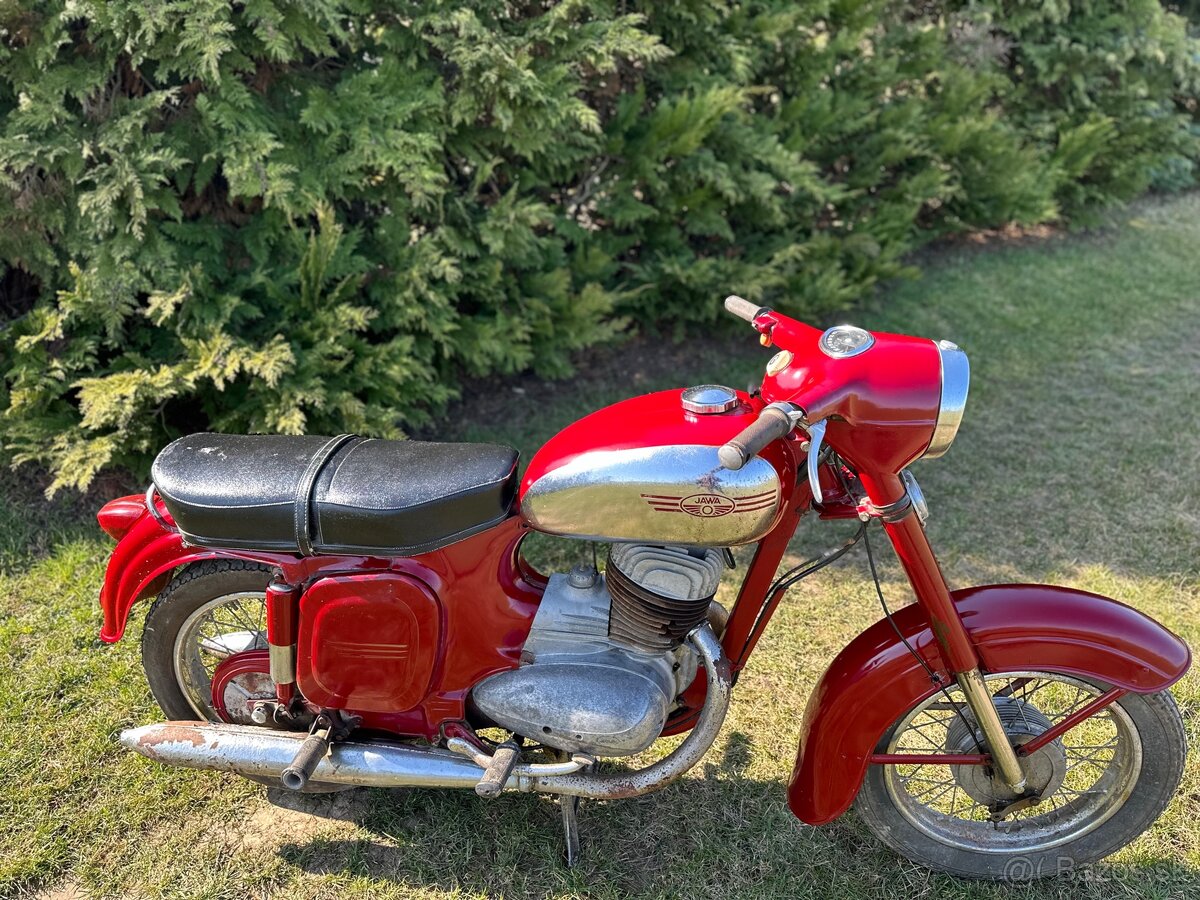 Jawa 250 / 559 - 4