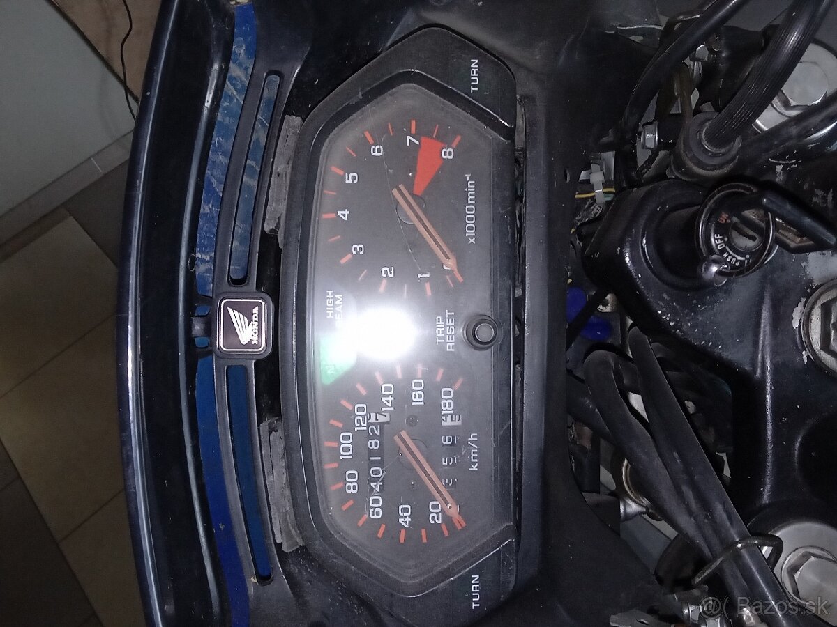 Honda 650 dominator