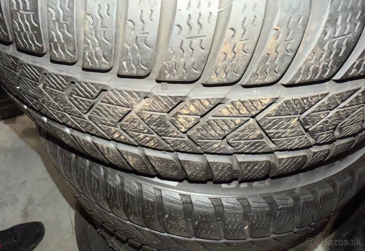 Pneumatiky Pirelli Sottozero 3 - 4
