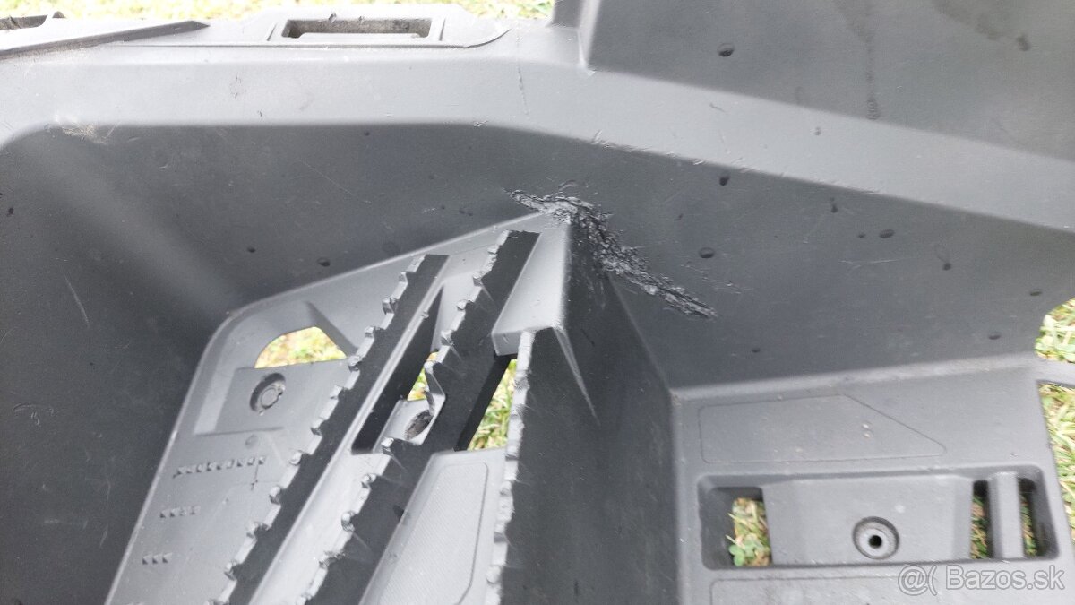 Diely pre Can Am 1000