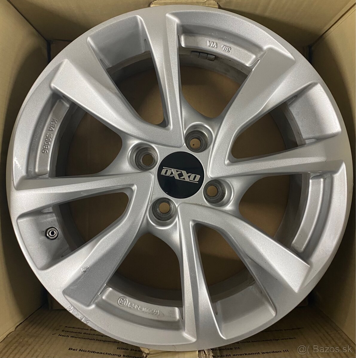 4x100 R16 6,5J ET45 Oxxo Oberon 4 - 4