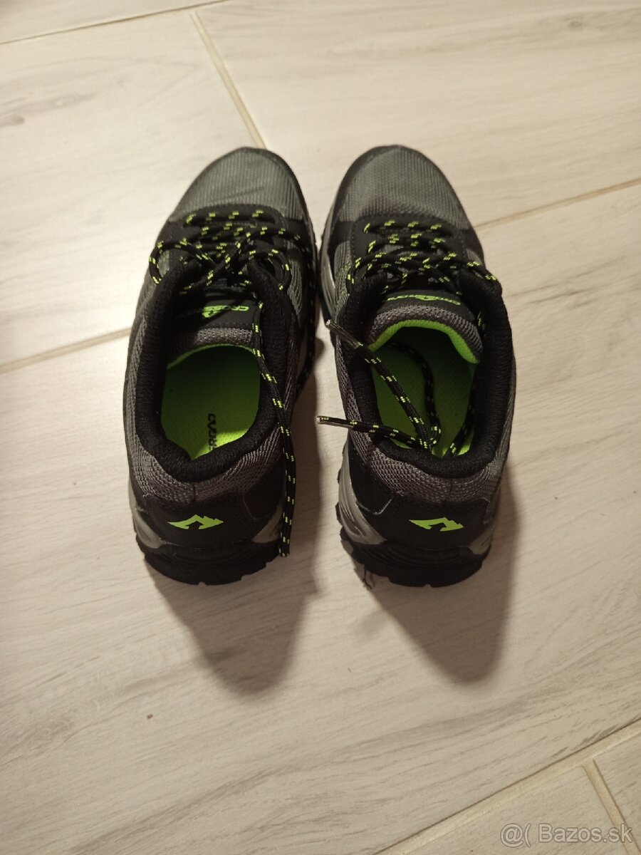 Trekove topánky č.38 - 4