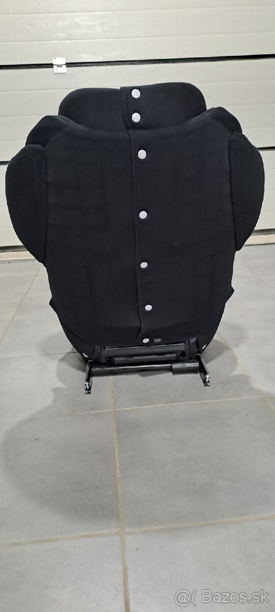 Detská autosedačka Cybex. Poťah sa dá dať dole a vyprať. - 4