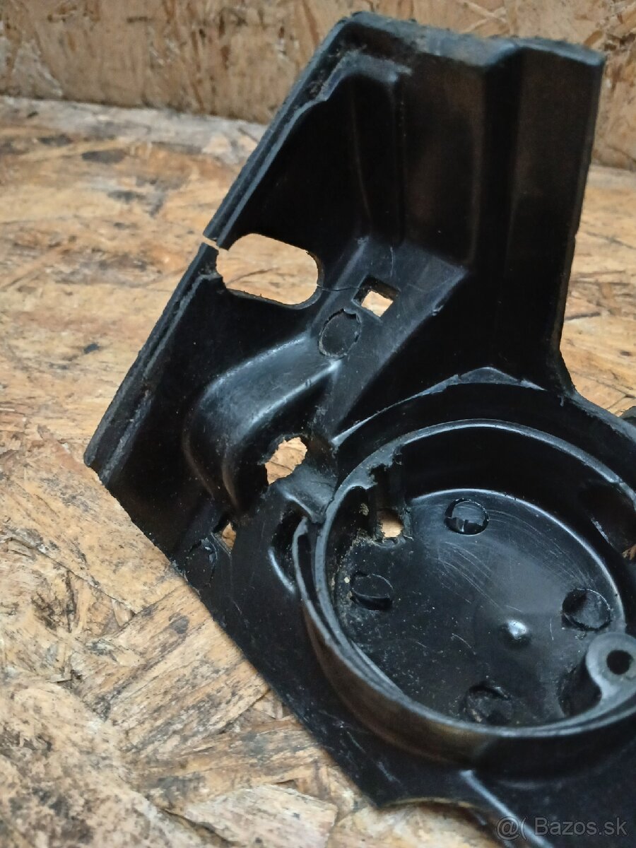 Babetta 207 kryt karburátora - 4