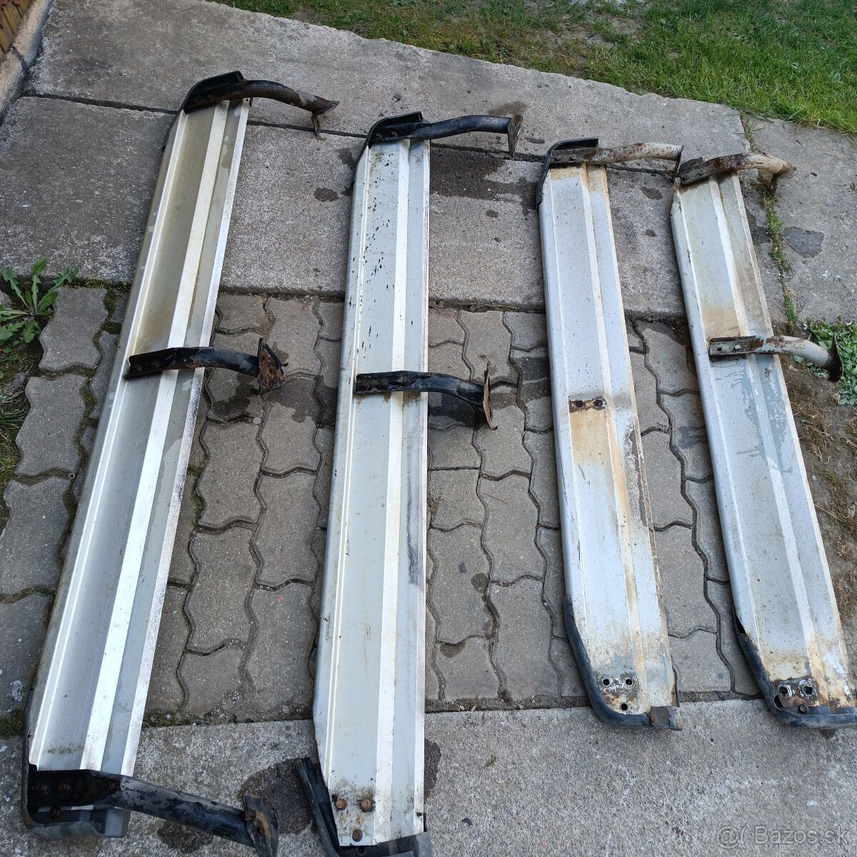 Nissan Terrano2 - 4