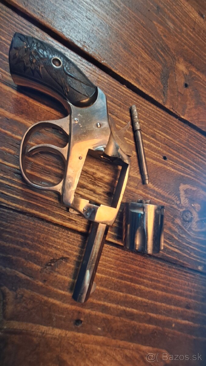 Predám REVOLVER BULDOG cal .32sw long pred 1890 - 4